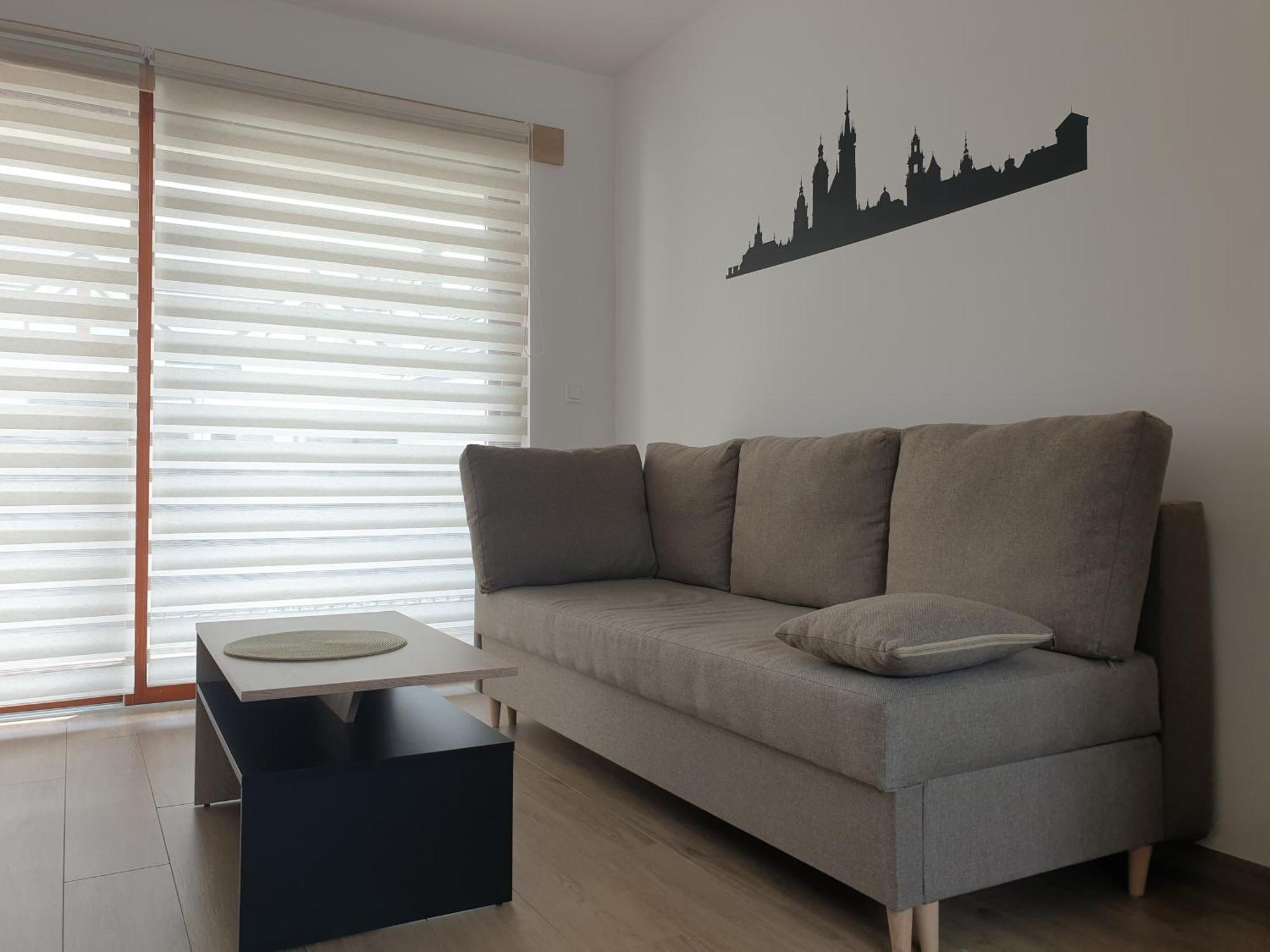 Near The Airport- Apartments Krakow Luaran gambar